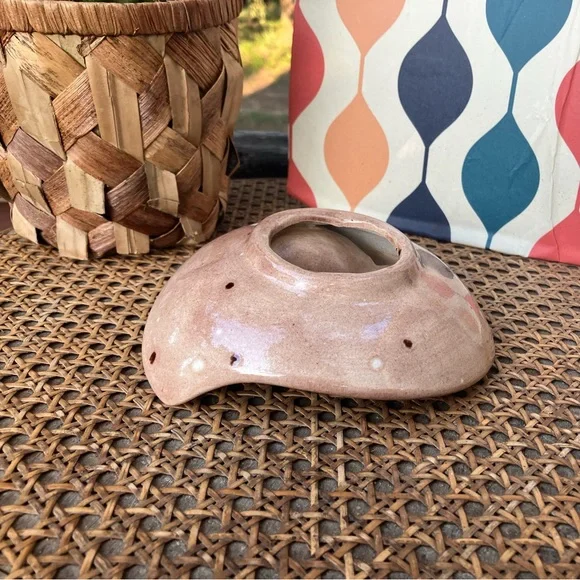 Brown Glazed Polka-Dot Mid Century Modern Ceramic Boomerang/Paisley Ashtray - Picture 6 of 11
